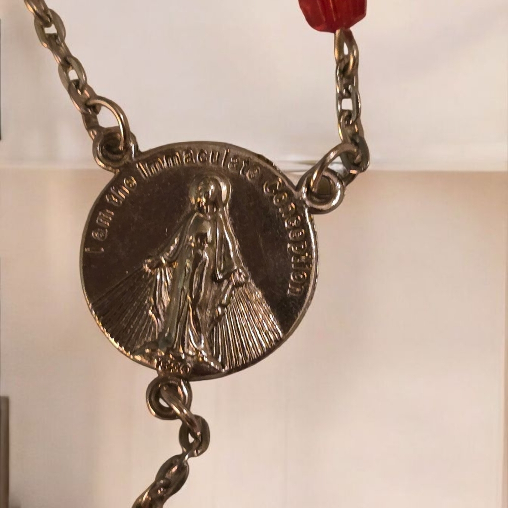 Pope John Paul II Commemorative Rosary - Picture 5 of 5